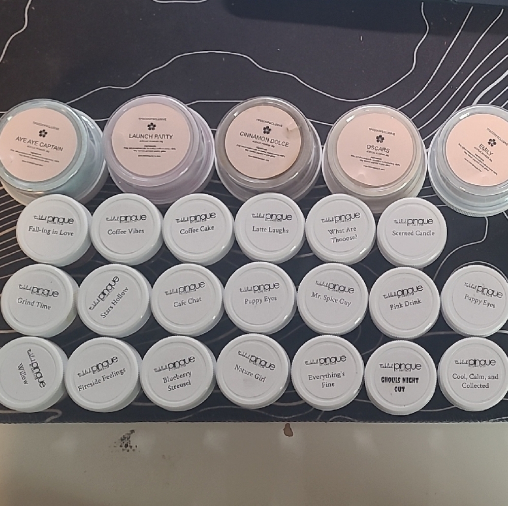 Tickled Pinque Cosmetics Acrylic/Dip Powders Mega Scoop Brand New Never Used